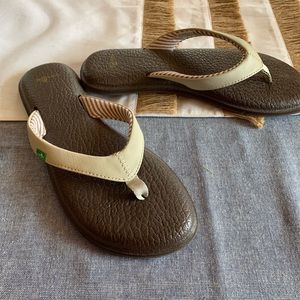 Sanuk flip flops